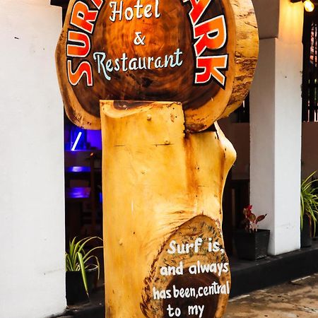 Surfers Park Arugambay Bed & Breakfast Vịnh Arugam Ngoại thất bức ảnh