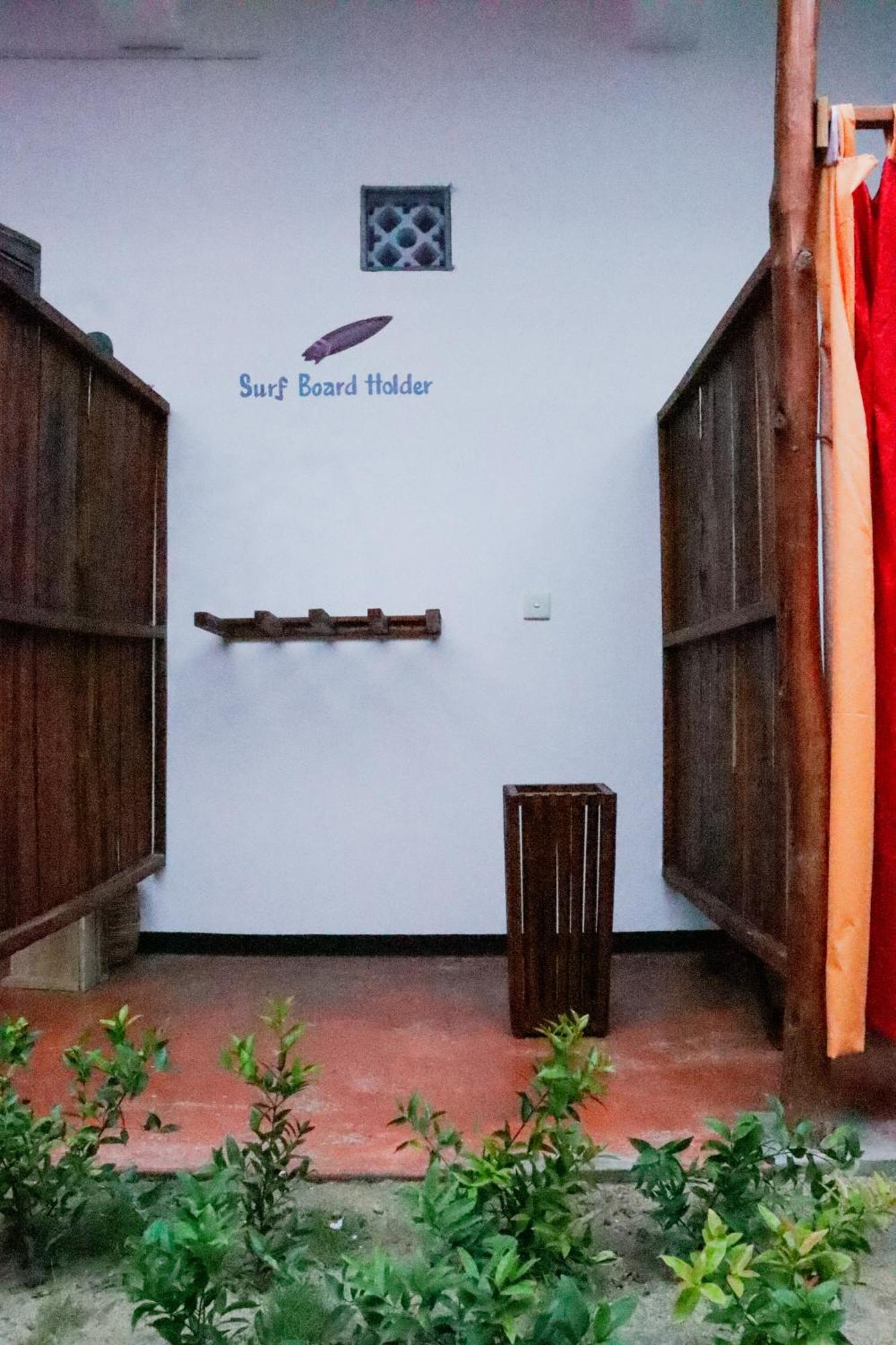 Surfers Park Arugambay Bed & Breakfast Vịnh Arugam Ngoại thất bức ảnh