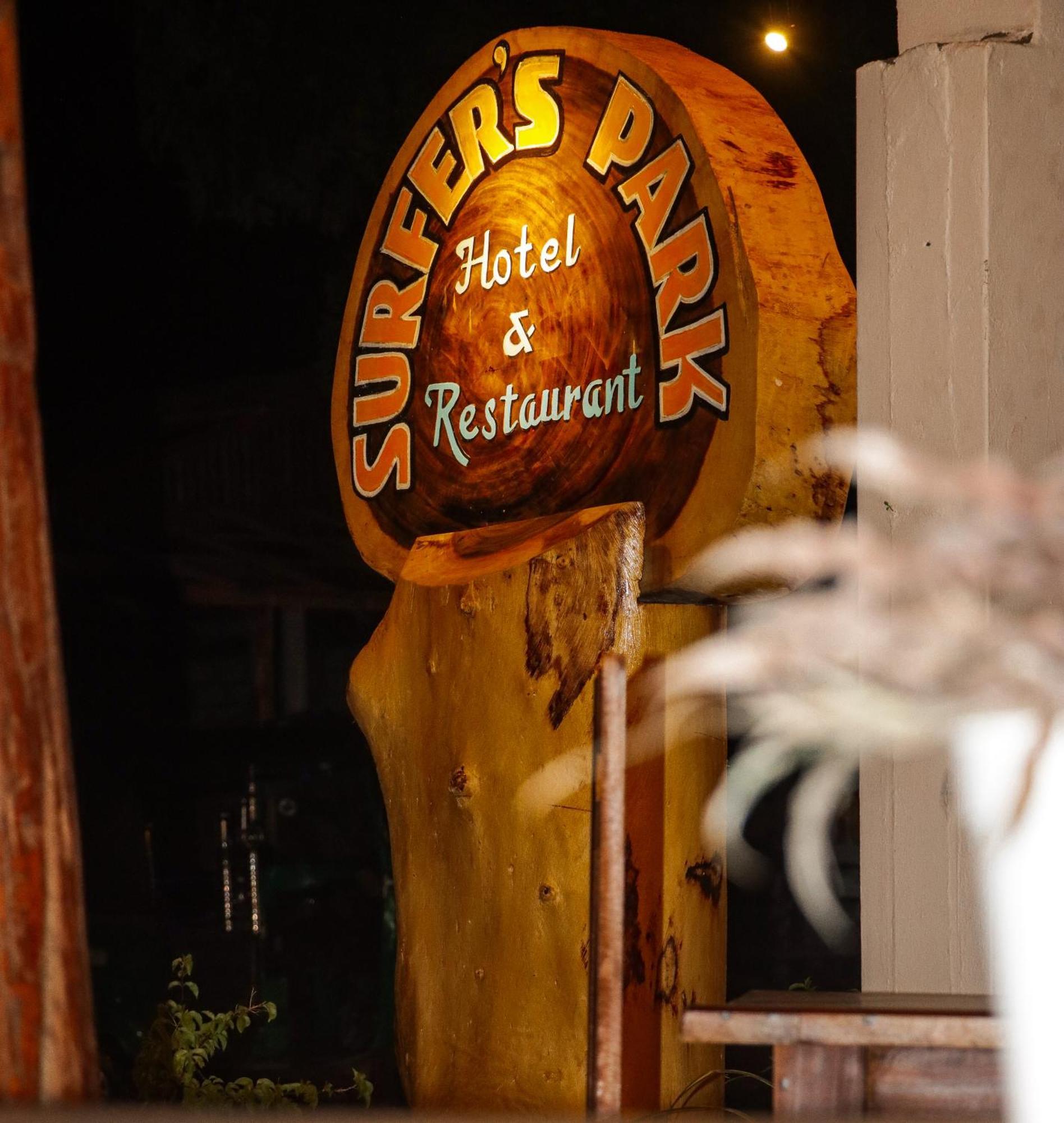 Surfers Park Arugambay Bed & Breakfast Vịnh Arugam Ngoại thất bức ảnh