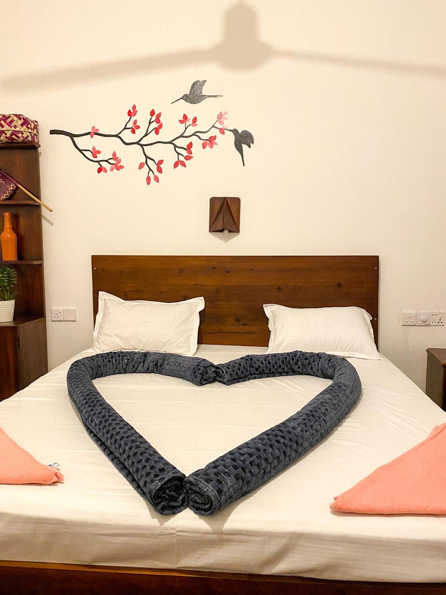 Surfers Park Arugambay Bed & Breakfast Vịnh Arugam Ngoại thất bức ảnh